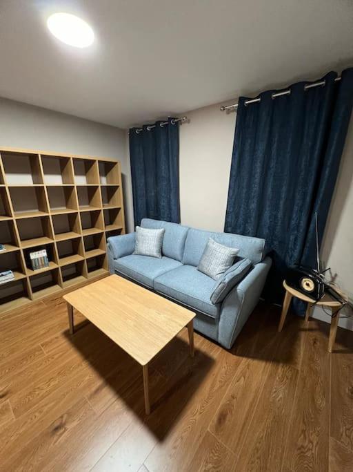 Blacklion Prime Location Apartment Bagian luar foto