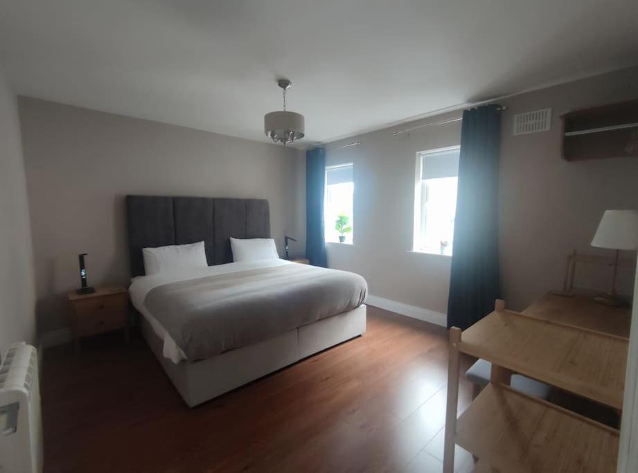 Blacklion Prime Location Apartment Bagian luar foto